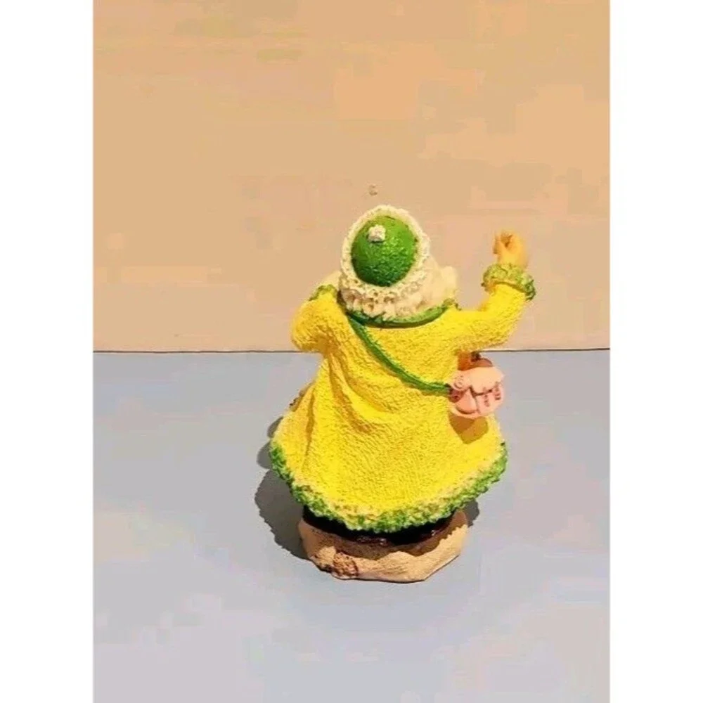 Santa Claus Naughty & Nice List Christmas Figurine In Pastel Yellow Robe Xmas